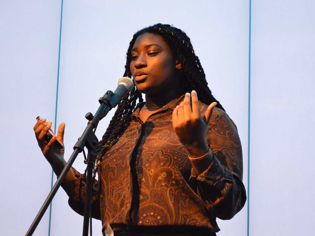 Andrine Pierresaint performs poetry