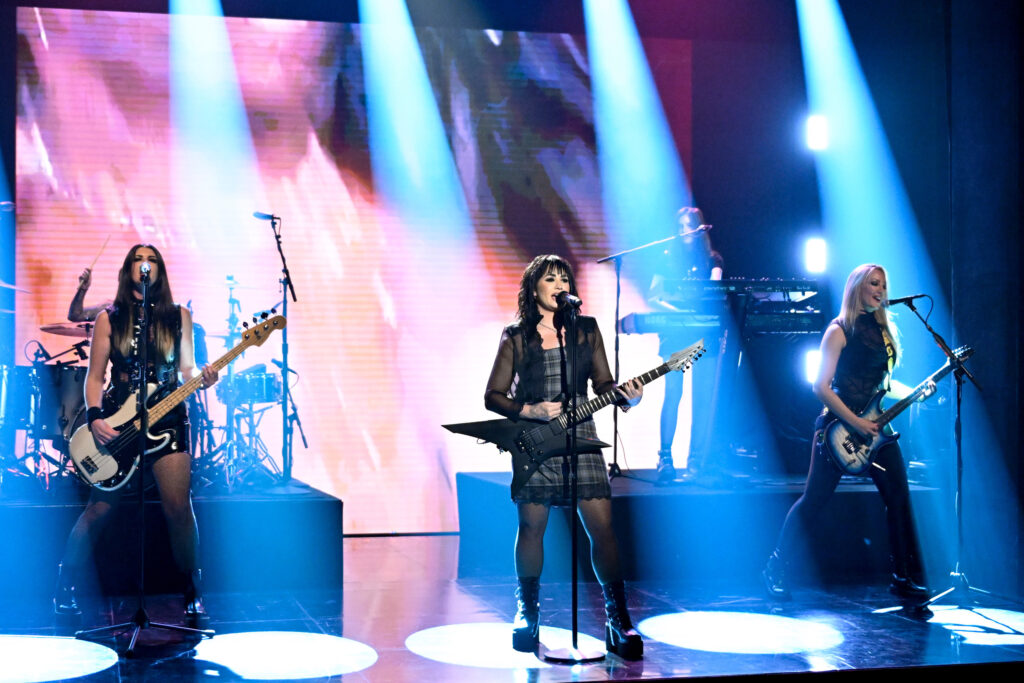 Leanne Bowes and Demi Lovato perform on The Tonight Show