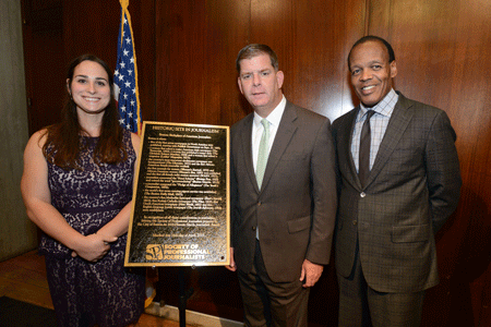 Danielle McClean, Boston Mayor Marty Walsh, and Lee Pelton with the SPJ Plaque