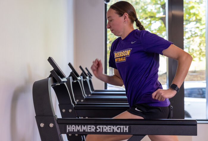 Samantha Zannotti runs on a treadmill