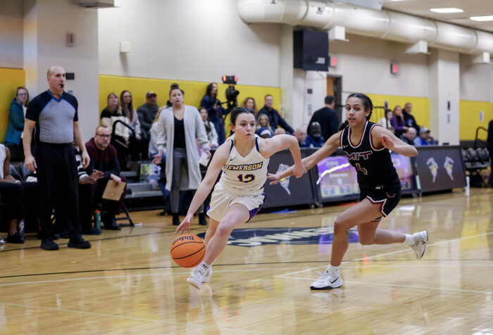 Bri Frongillo dribbles past a defender